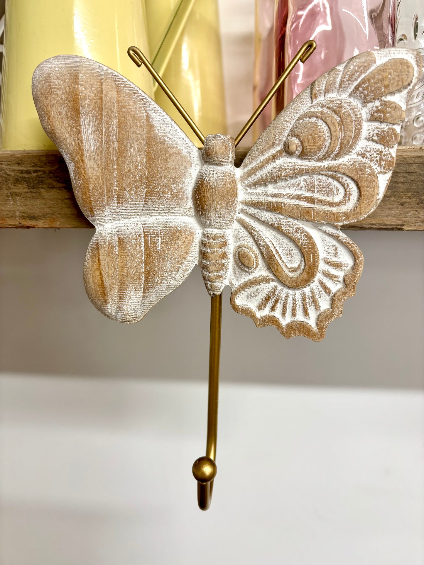 Butterfly hook