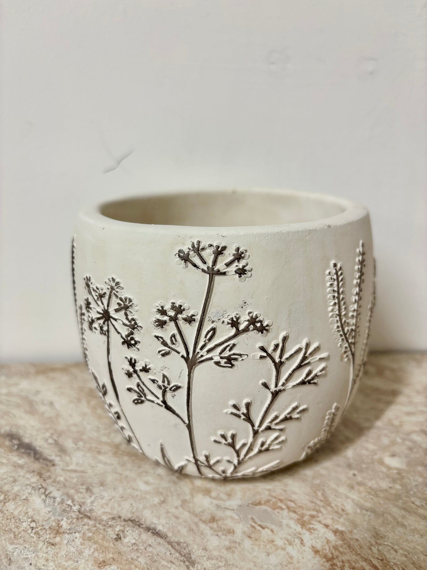 3D Cream/Grey pot