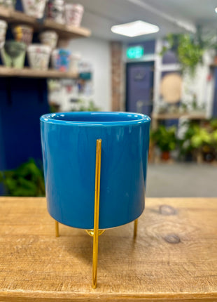 Mini blue pot