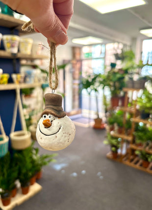 Snowman hanger