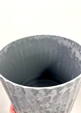 Grey melamine pot