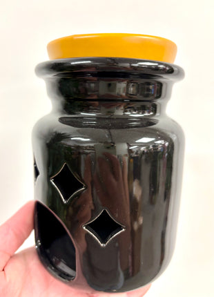 Spider silk wax/oil burner