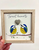 Tweet hearts box frame