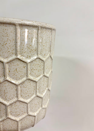 Honeycomb white planter