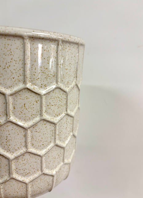 Honeycomb white planter