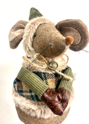 Mouse in tartan coat
