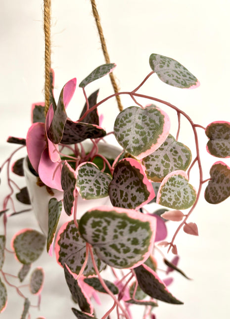 Faux variegated hearts