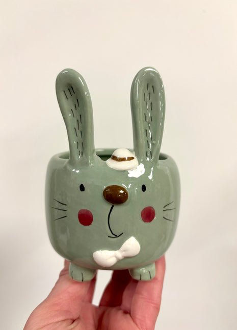 Green rabbit pot