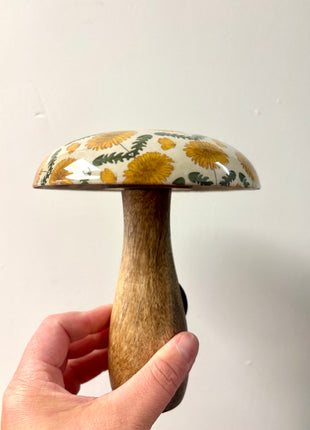 Sunflower wooden mushroom
