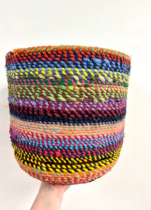 Basket bold dark colours