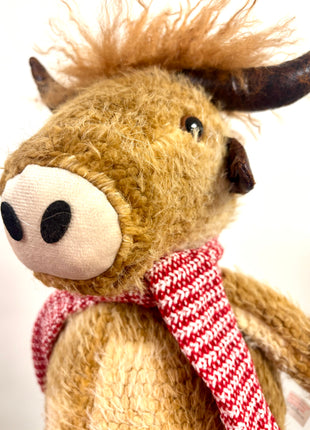 Highland cow telescopic