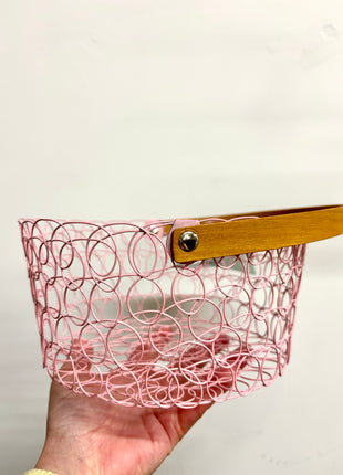 Pastel metal baskets