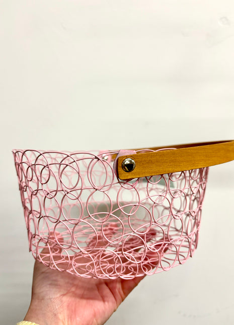 Pastel metal baskets