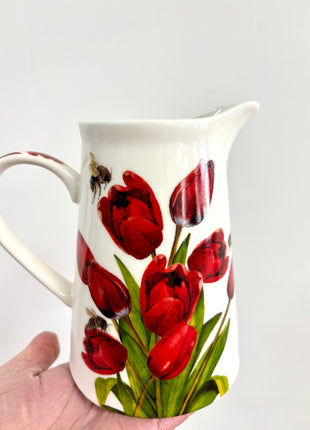 Tulip bee jug