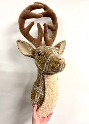 Gold checked Reindeer