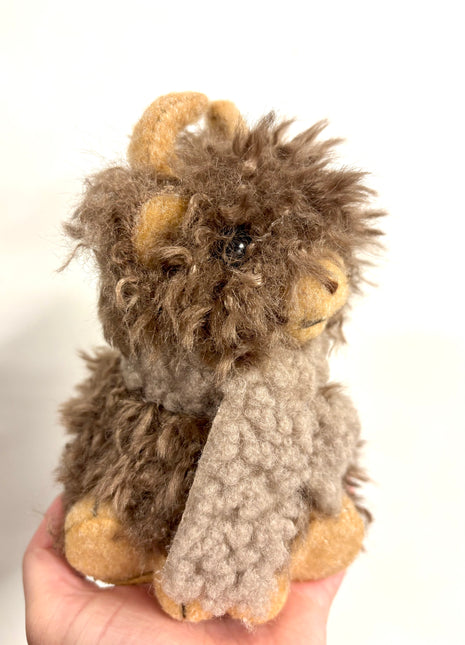 Highland cow ornament