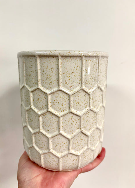 Honeycomb white planter