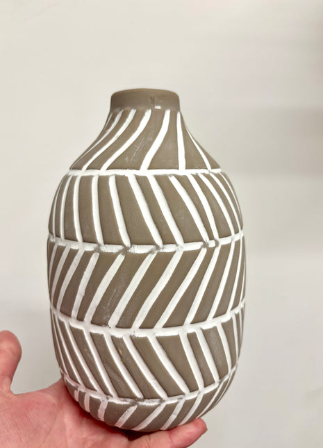 Zig zag vase