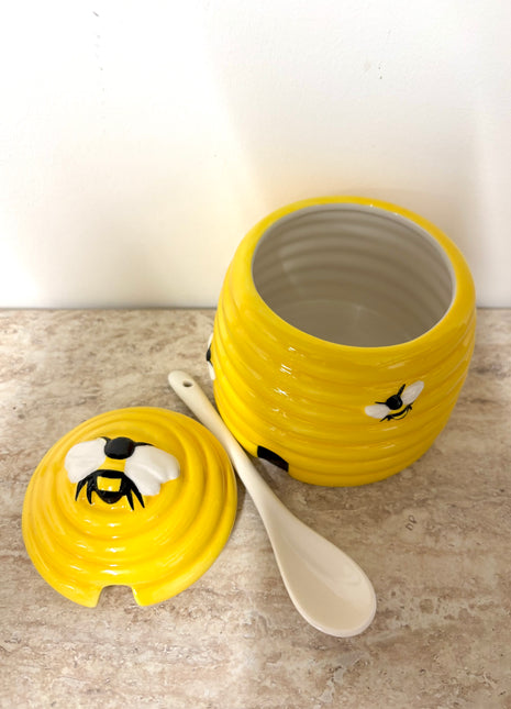 Beehive pot with lid & spoon