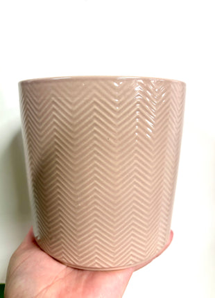 Dusky pink pot