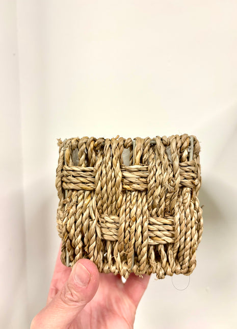 Braided basket pot