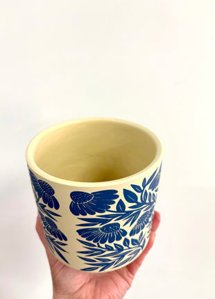 Blue floral 12cm plant pot