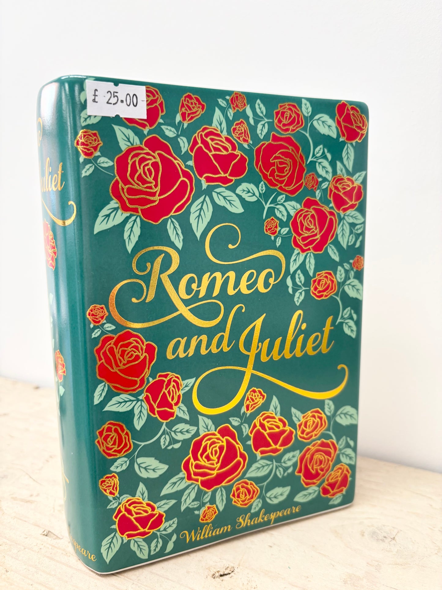 Romeo & Juliet Book Vase