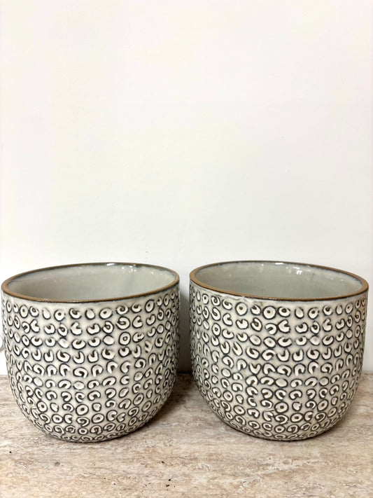 Glazed large splat pot