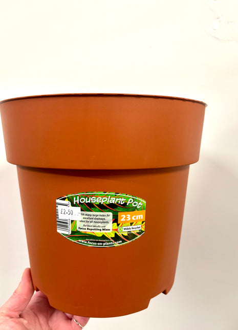 Nursery re-potting pot 23cm