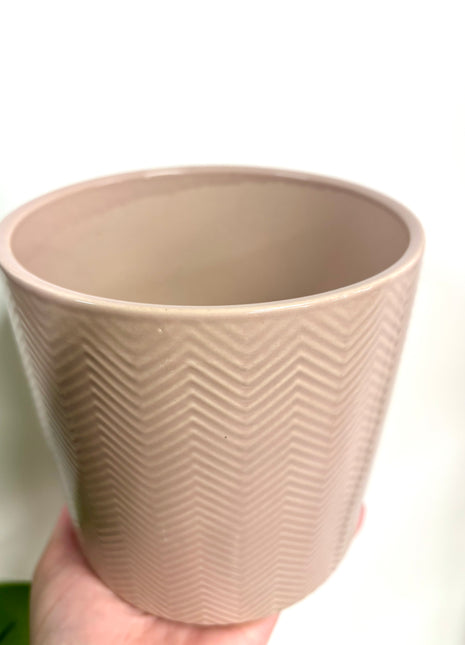 Dusky pink pot