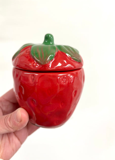 Strawberry jar & lid