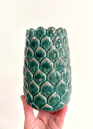 Artichoke vase