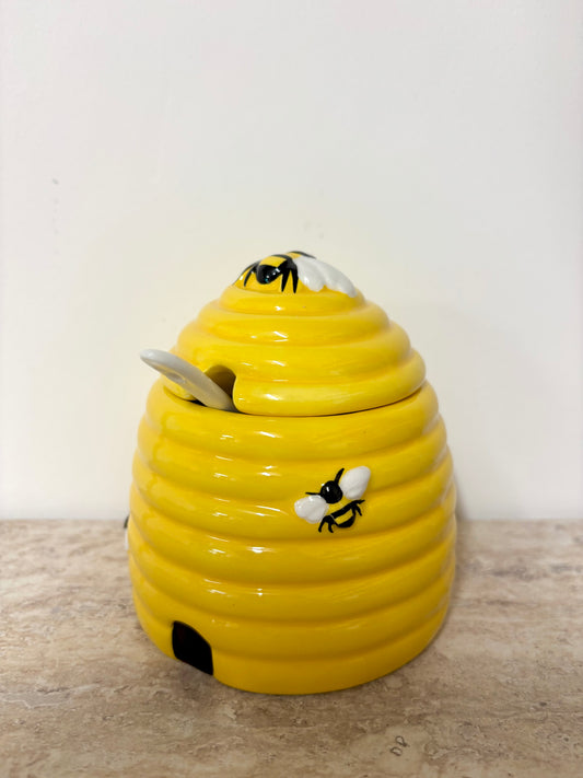 Beehive pot with lid & spoon