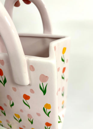 Tulip bag vase