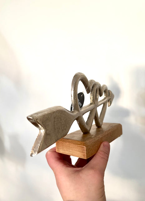 Heart mounted decoration