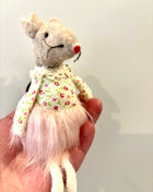 Mouse sitting pink tutu