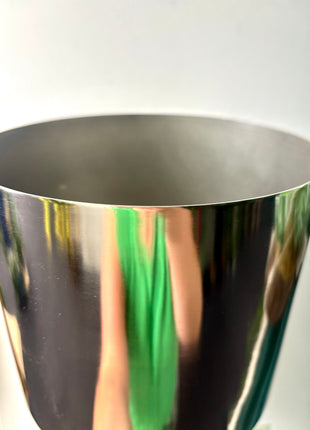 Silver pot