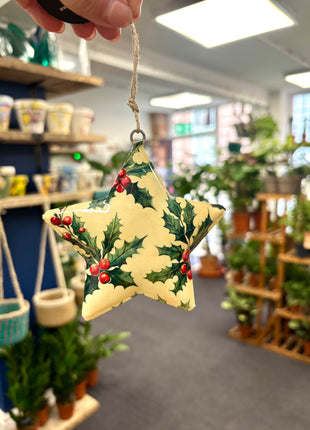 Metal star hanger