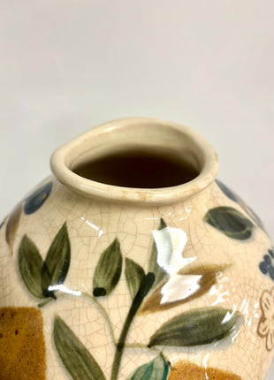 Lemon vase