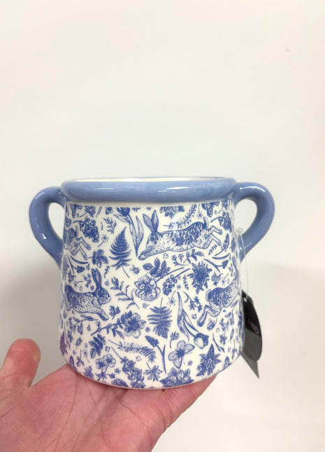 Blue hare pot