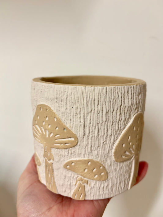 Mushroom pot large