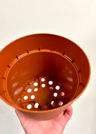 Nursery re-potting pot 14cm