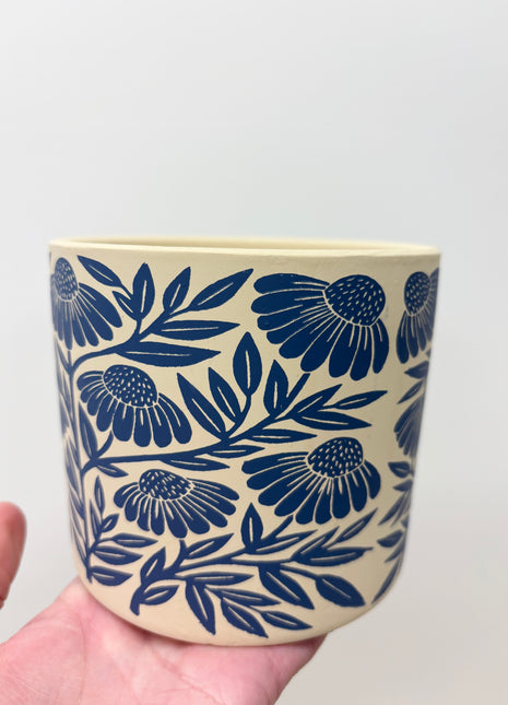 Blue floral 10cm plant pot