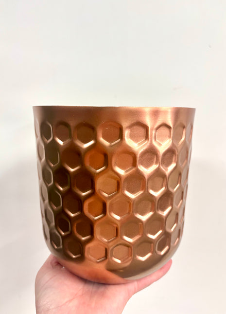Honeycomb metal plant pot