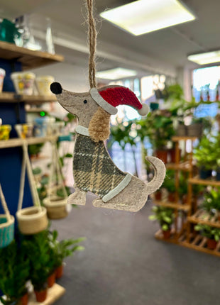 Felt dog hanger