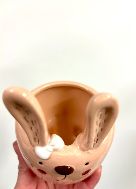 Pink rabbit pot