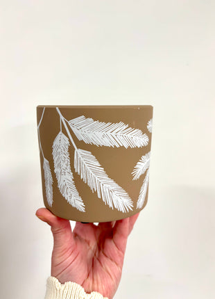 Leaf fawn pot