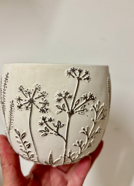 3D Cream/Grey pot
