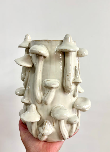 Mushroom vase 3D