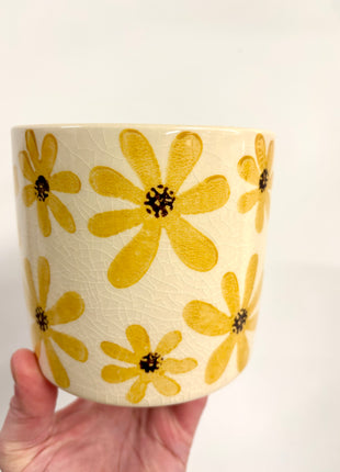 Yellow flower set of 3 pots